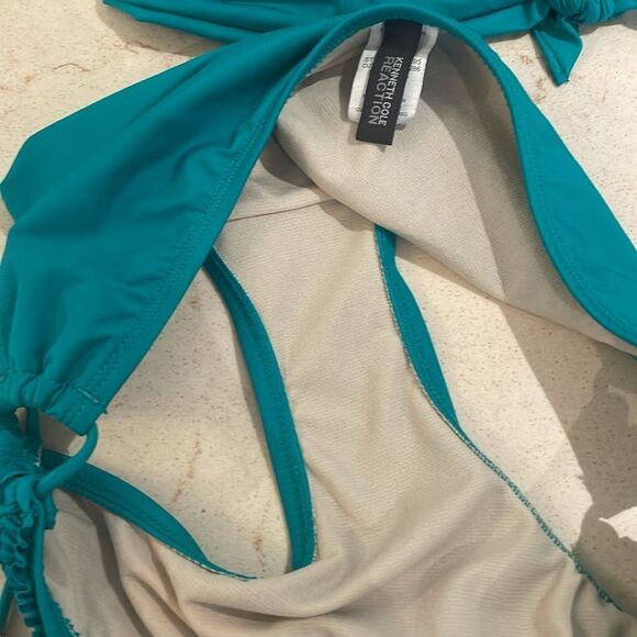 Kenneth Cole Reaction bikini SZ medium - Picture 7 of 7